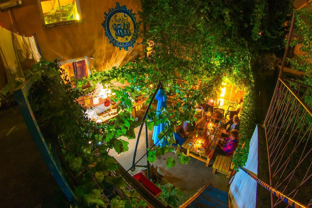 Hostel Mali Mrak Zagreb Exteriör bild